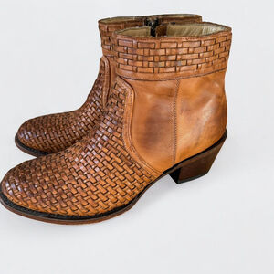 Stetson Women's Phoenix Western Boot Brown Woven Leather Size 10 NWT Hand Made